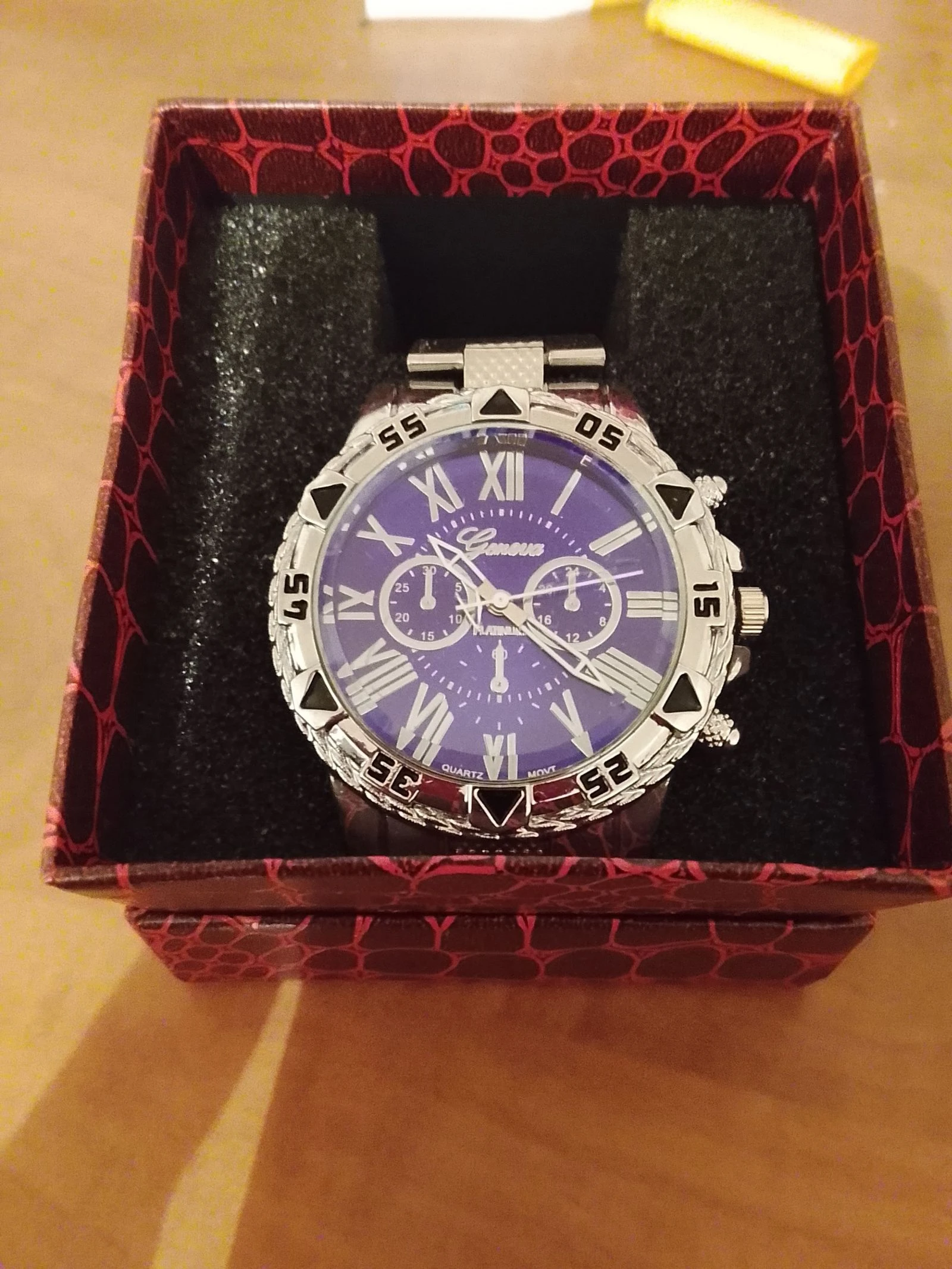 Montre homme argentée Geneva